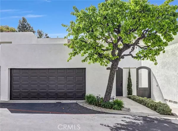 22 Crest Circle #CI16, Corona Del Mar, CA 92625