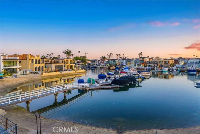 Newport Beach, CA 92663,14 Balboa Coves
