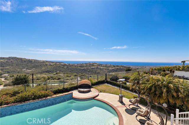 2 Drakes Bay Drive, Corona Del Mar, CA 92625
