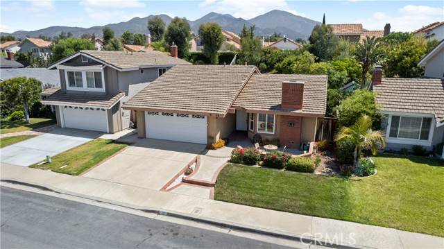 12 Calle Ranchera, Rancho Santa Margarita, CA 92688