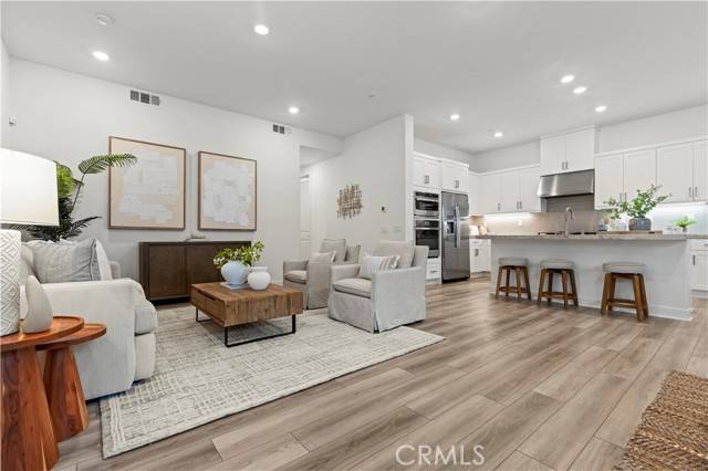 Irvine, CA 92618,150 Sentosa