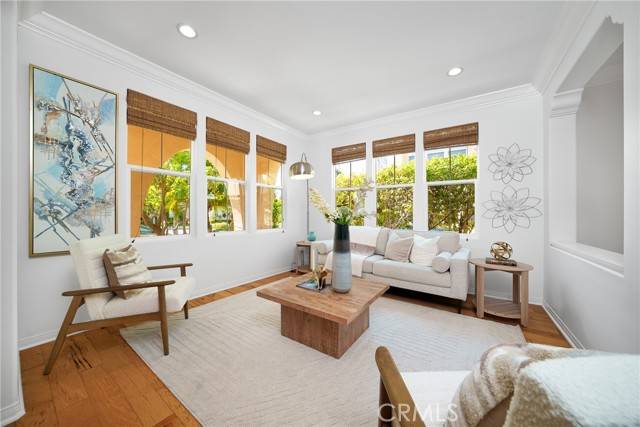 Irvine, CA 92602,27 Calistoga