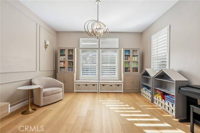 Fullerton, CA 92835,2540 Pearblossom Street