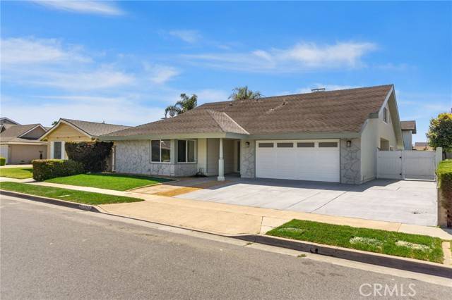 7042 Stonewood Drive, Huntington Beach, CA 92647
