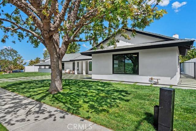 Thousand Oaks, CA 91362,2037 Rayshire Street