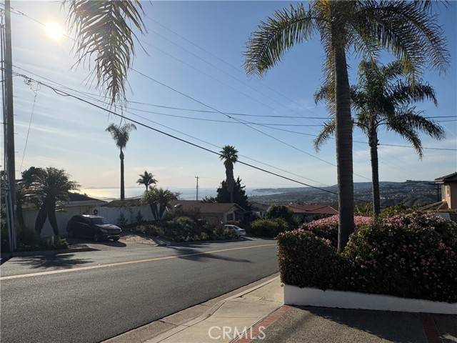 San Clemente, CA 92672,303 Avenida Salvador
