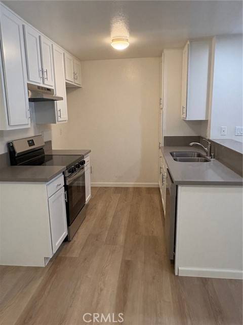 Lake Forest, CA 92630,23266 Orange Avenue #6