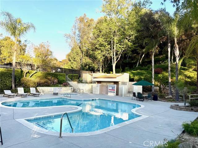 Diamond Bar, CA 91765,22765 Lakeway Drive #428