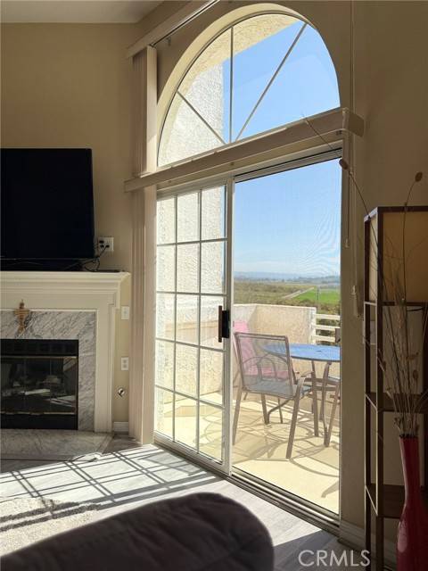 2713 Antonio Drive #301, Camarillo, CA 93010