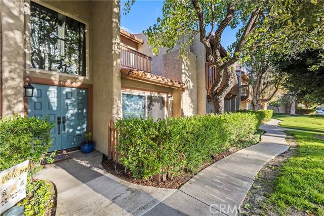 666 Rosewood Avenue, Camarillo, CA 93010