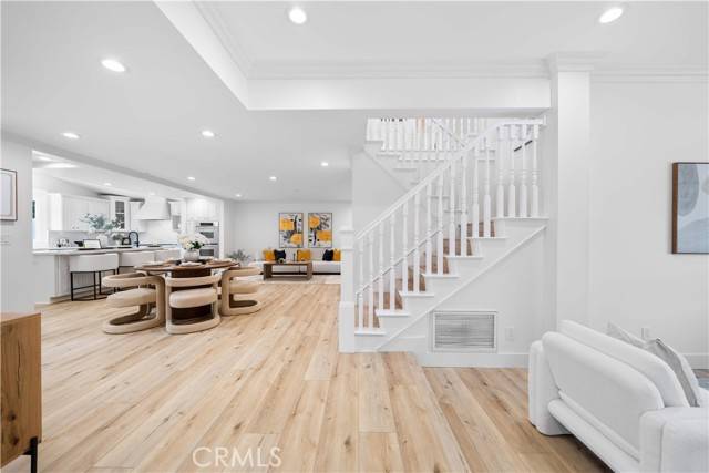 Irvine, CA 92604,14 Eagle point