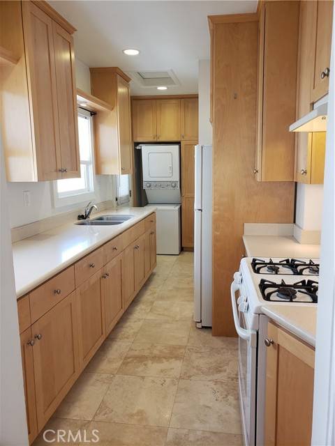 1513 E Ocean Avenue, Long Beach, CA 90802