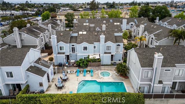 Costa Mesa, CA 92627,260 Victoria St #29