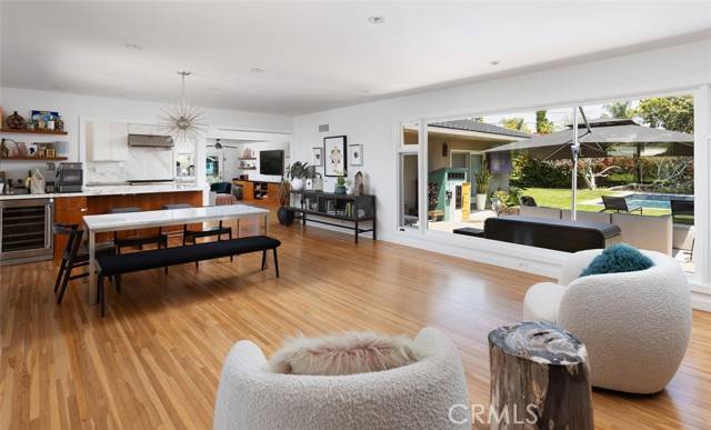 Newport Beach, CA 92660,2516 Vista Baya