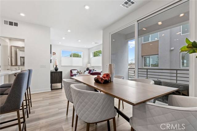 Santa Ana, CA 92705,621 S Lyon Street
