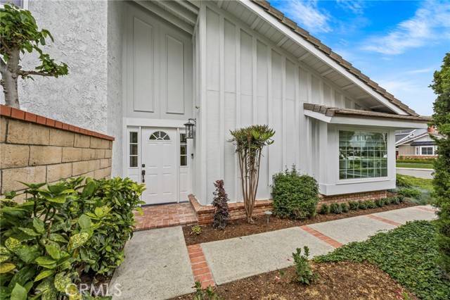 Irvine, CA 92620,8 Saratoga