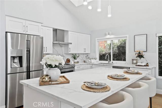 Irvine, CA 92620,8 Recodo