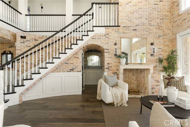 San Clemente, CA 92673,657 Via Faisan
