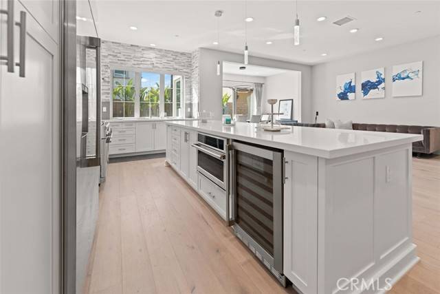 Irvine, CA 92602,53 Rockinghorse