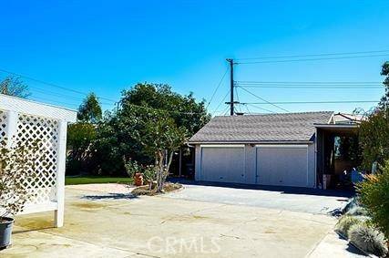 Orange, CA 92867,810 E Collins Avenue