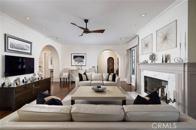 Huntington Beach, CA 92648,427 10th Street