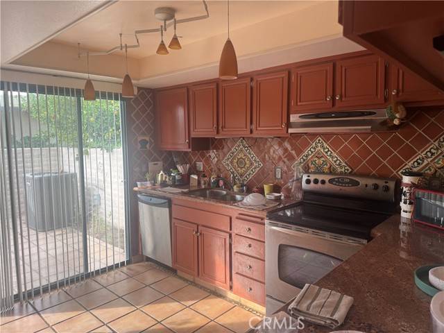 5334 Los Coyotes Drive, Palm Springs, CA 92264