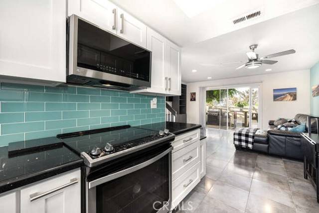 Mission Viejo, CA 92691,23391 La Crescenta #270C