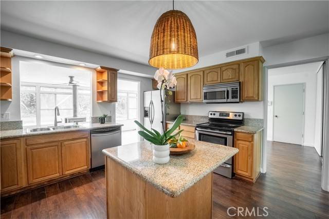 Upland, CA 91786,1352 Darlington Avenue