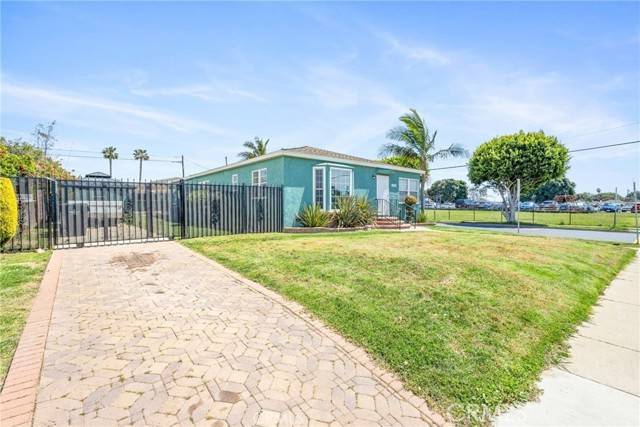 9232 S 7th Avenue, Inglewood, CA 90305