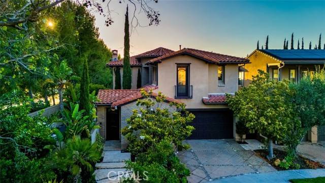 Irvine, CA 92618,21 Land Bird