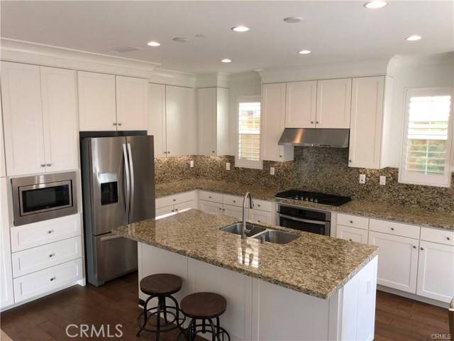 Irvine, CA 92620,117 Waterleaf