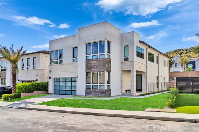 Porter Ranch, CA 91326,20537 W Overlook Court