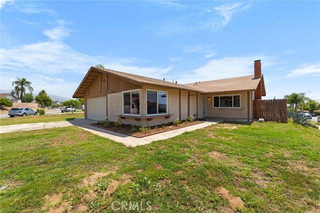 27719 21st Street, Highland, CA 92346