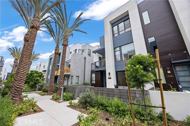 2132 Skylar Place, Tustin, CA 92782