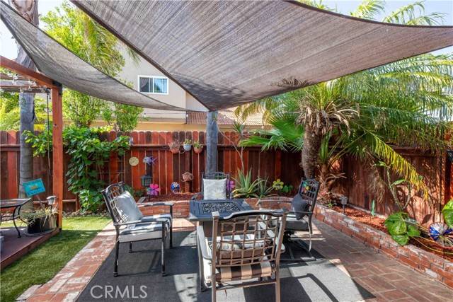 Stanton, CA 90680,10546 Royal Oak Way