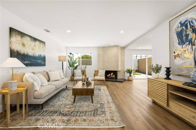 9802 Effingham Drive, Huntington Beach, CA 92646