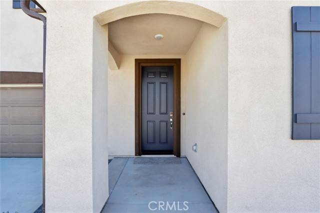 Lake Elsinore, CA 92532,19508 Hanging Rock Road