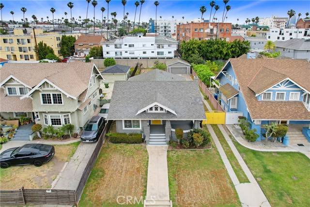 142 S Ardmore Avenue, Los Angeles, CA 90004