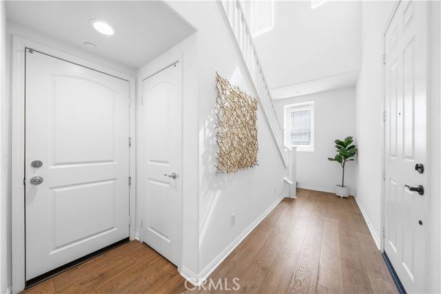 Lake Forest, CA 92630,333 Calle Elegante