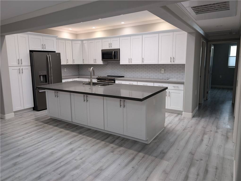 2356 Via Mariposa #B, Laguna Woods, CA 92637