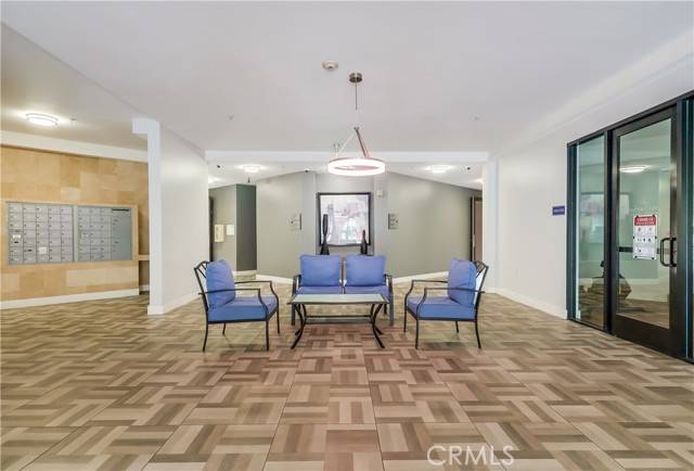 Long Beach, CA 90802,395 East 4th Street #13
