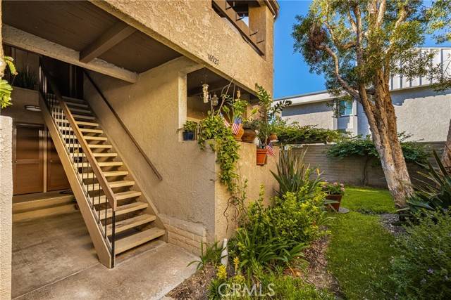 Huntington Beach, CA 92649,16927 Bluewater Lane