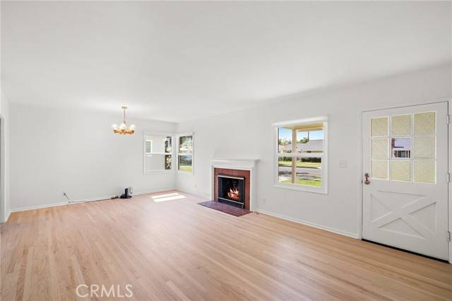 Santa Ana, CA 92701,509 E Camile Street