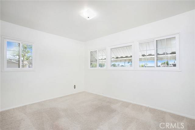 Santa Ana, CA 92701,1401 N Linwood Avenue