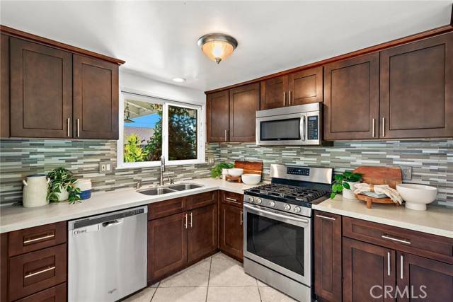 Lake Forest, CA 92630,23076 Dune Mear Road