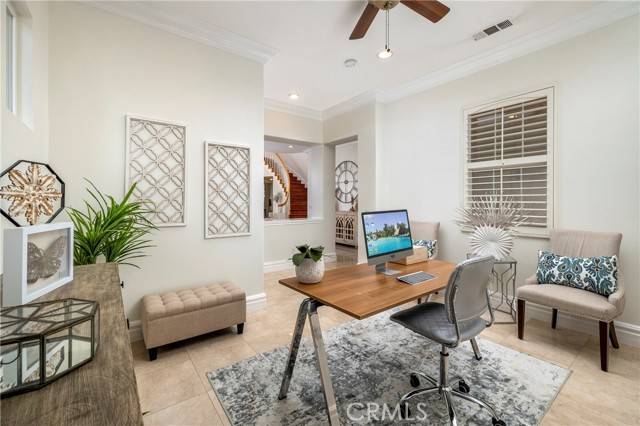Huntington Beach, CA 92648,19084 Redford Lane