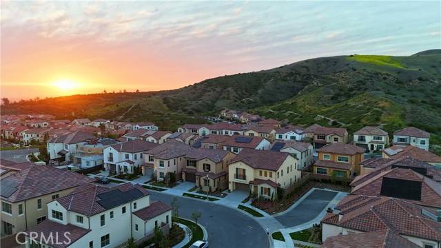 Irvine, CA 92602,149 Somera
