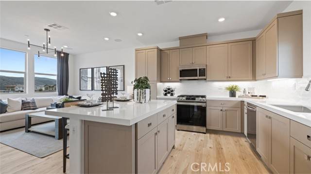 332 Fawn Street, Rancho Mission Viejo, CA 92694