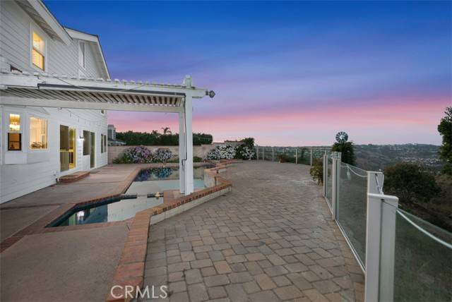 Laguna Niguel, CA 92677,31 Russell Lane