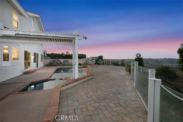 Laguna Niguel, CA 92677,31 Russell Lane